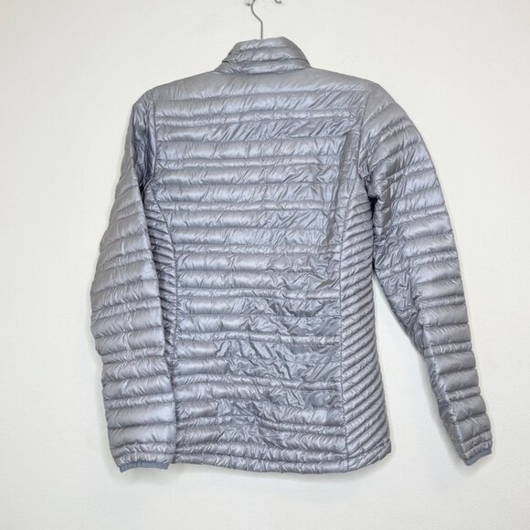 Patagonia Ultralight Down Jacket – Women’s XS – Silver Gray - Picture 5 of 14